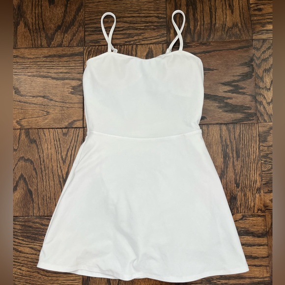 Alosoft Courtside Tennis Dress - Picture 2 of 6